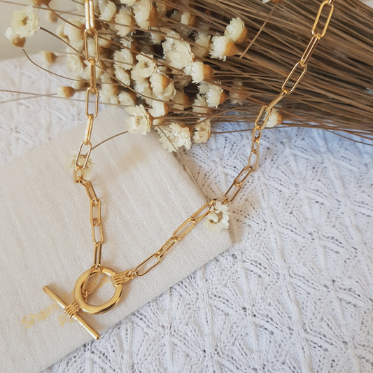Collier HILO
